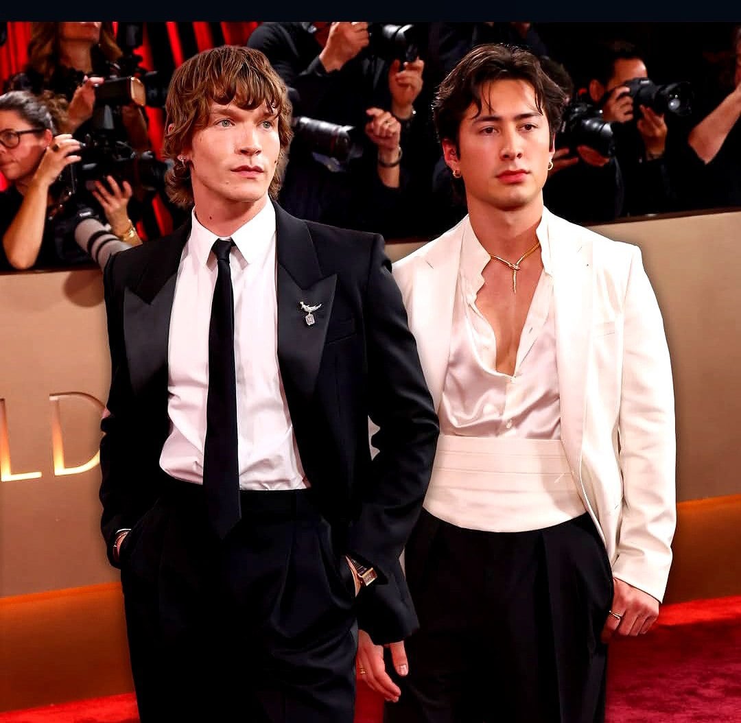 'Heated Rivalry' Star Hudson Williams Just Broke the Internet with His DSquared2 Runway Debut