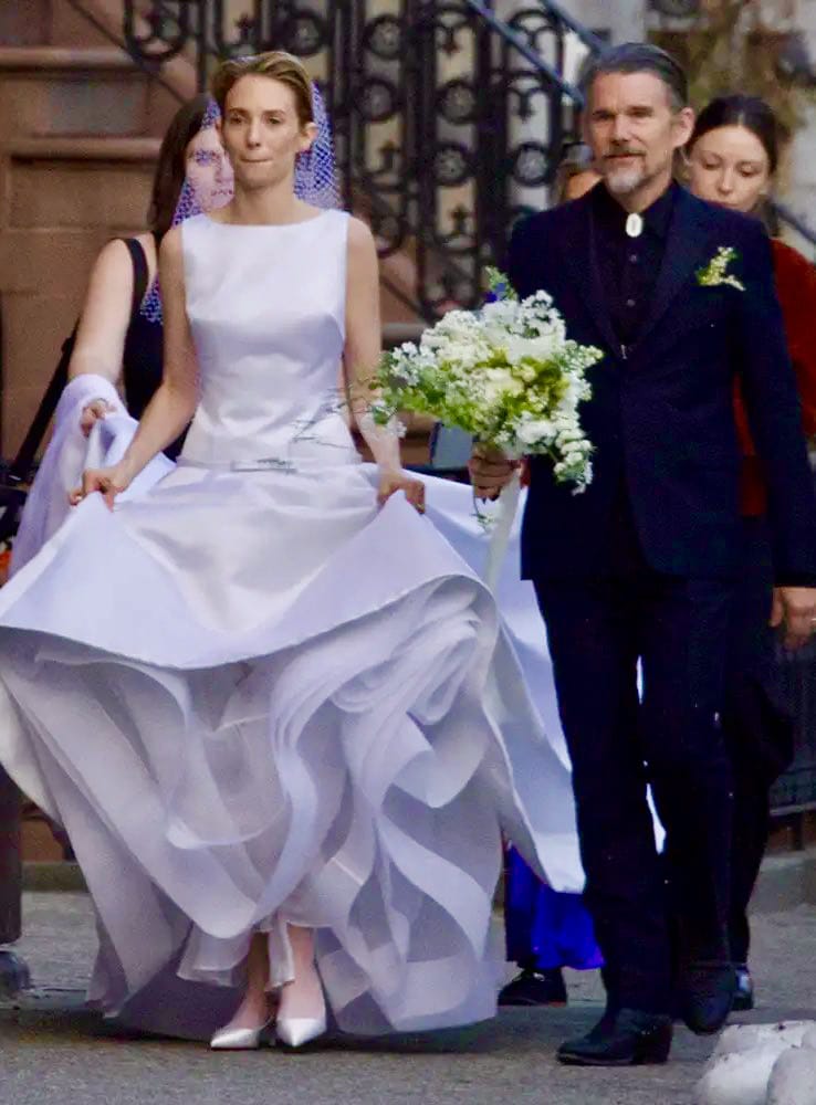 Stranger Things Maya Hawke And Singer Christian Lee Hutson Spent Four Years In The Friend Zone Before Finally Getting It Right