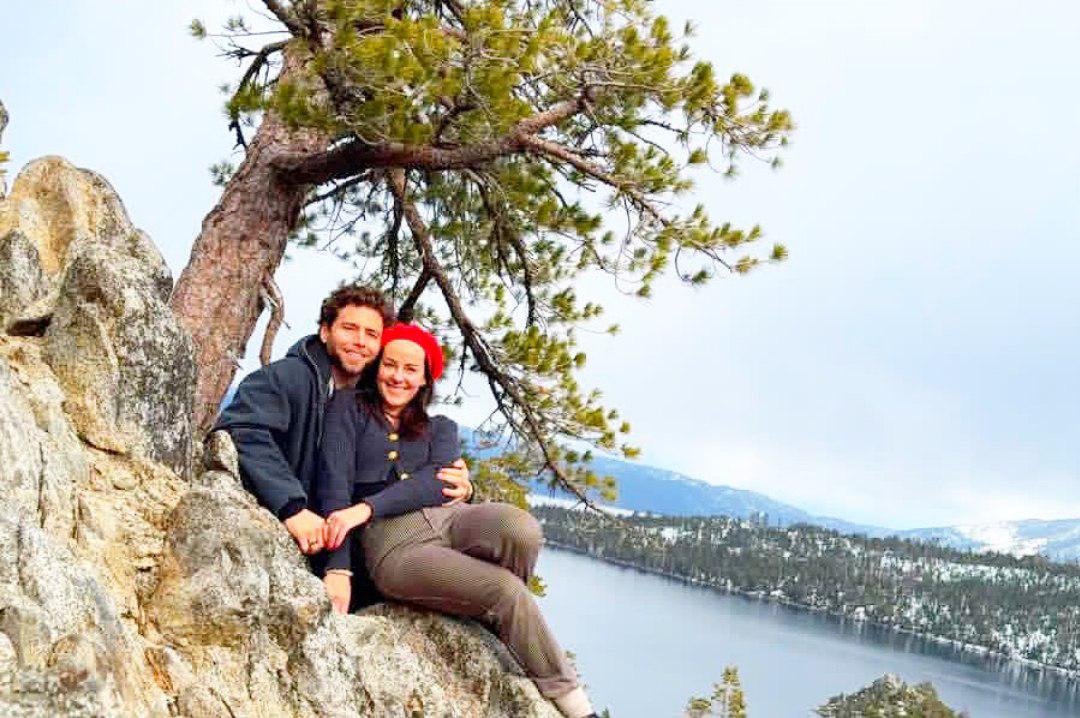 How would you like to propose or be proposed to?? Take inspiration from these 8 Romantic Celebrity Engagements Proposals.