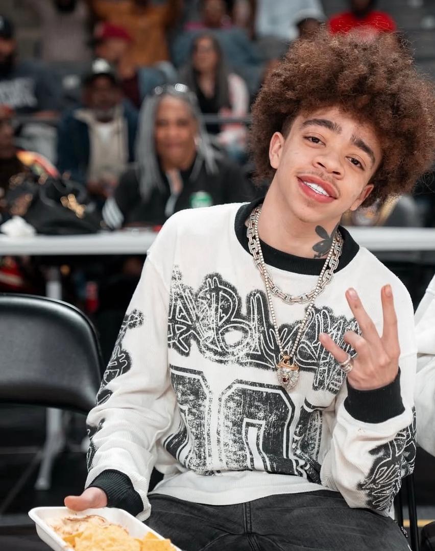 T.I. Targets 50 Cent With New Diss Tracks While “Let Em Know” Climbs the Billboard Hot 100