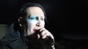 10 Infamous Moments When Musicians Became Famous for All the Wrong Reasons