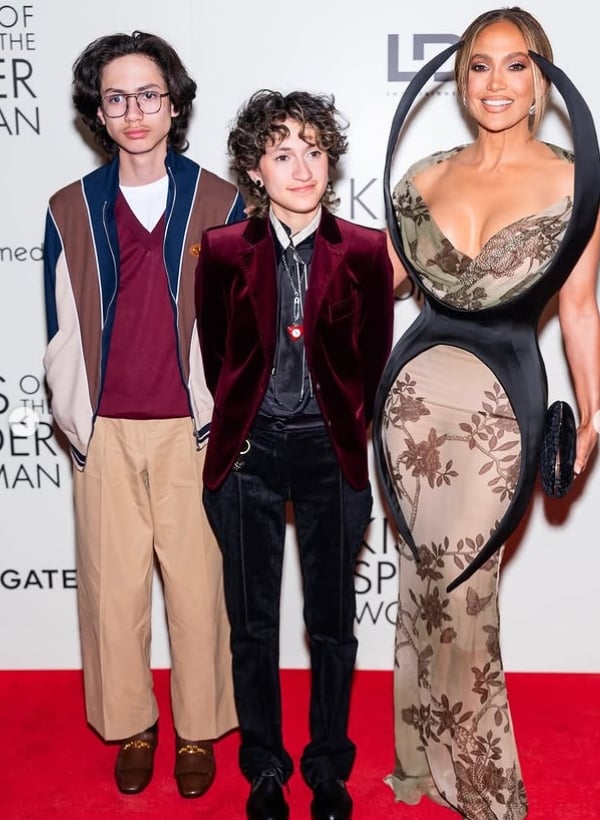 J.Lo and Son Max Become Target of Online Commentary After Paparazzi Photo