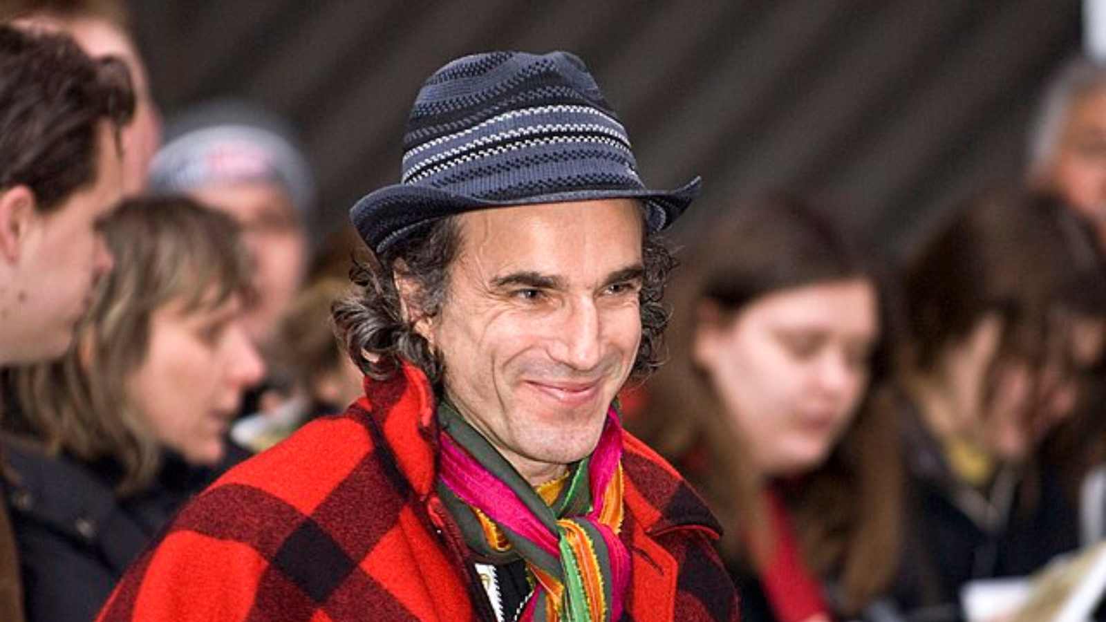 10 Famous Celebrities Who Left Fame Behind and Found New Paths