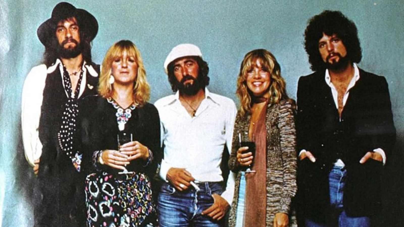 10 Chance Encounters That Gave Birth to Iconic Bands