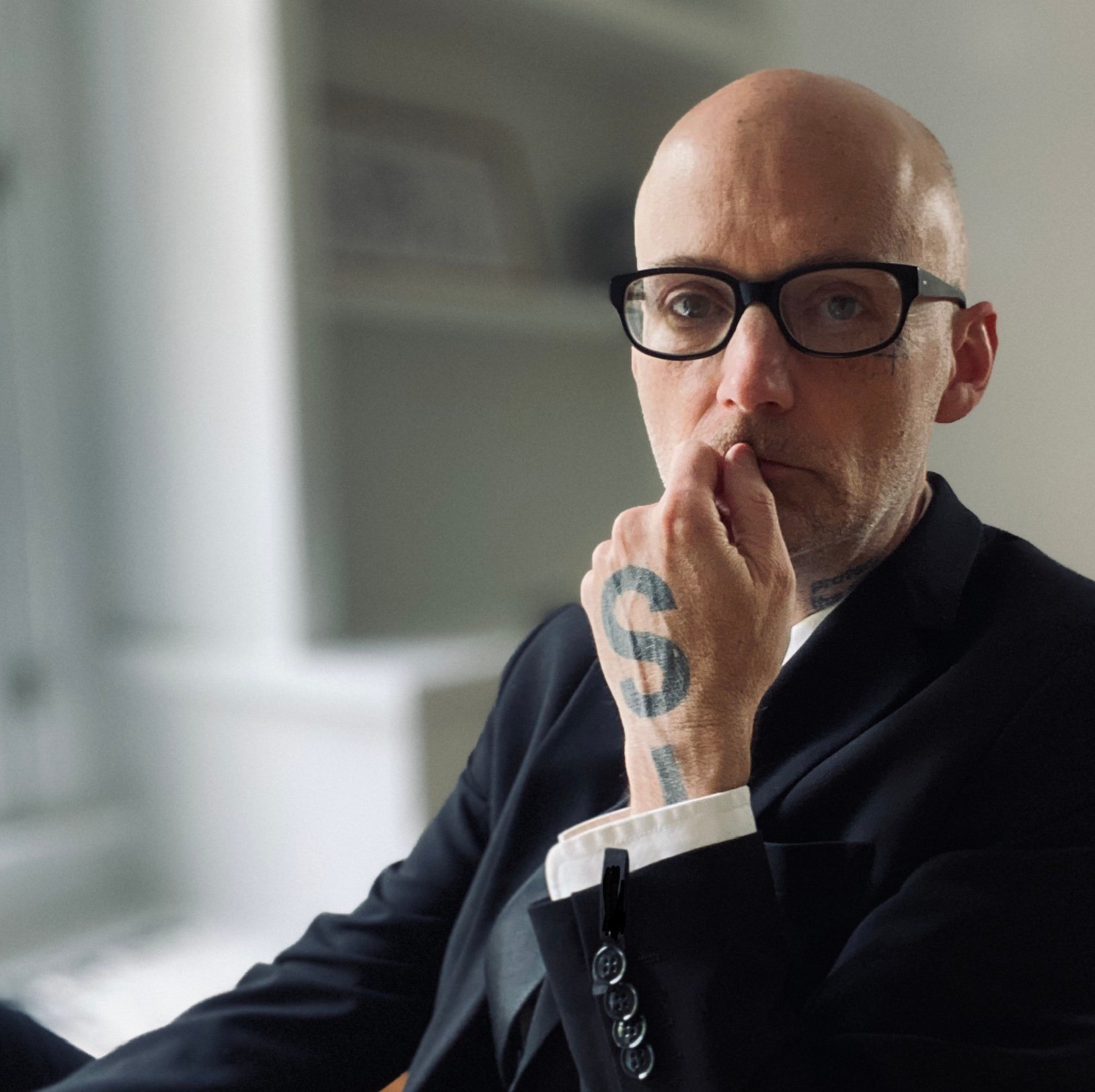 Moby Now Calls Eminem ‘Very Progressive’ and ‘Very Smart’ 25 Years After Harsh Accusations