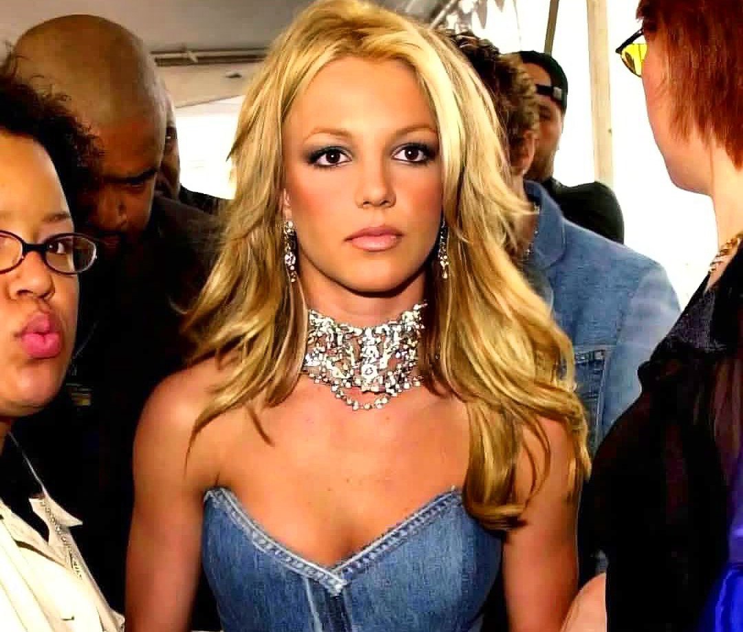 Britney Chose $200M Cash Over Owning Her Music and After Everything She Went Through I Get It