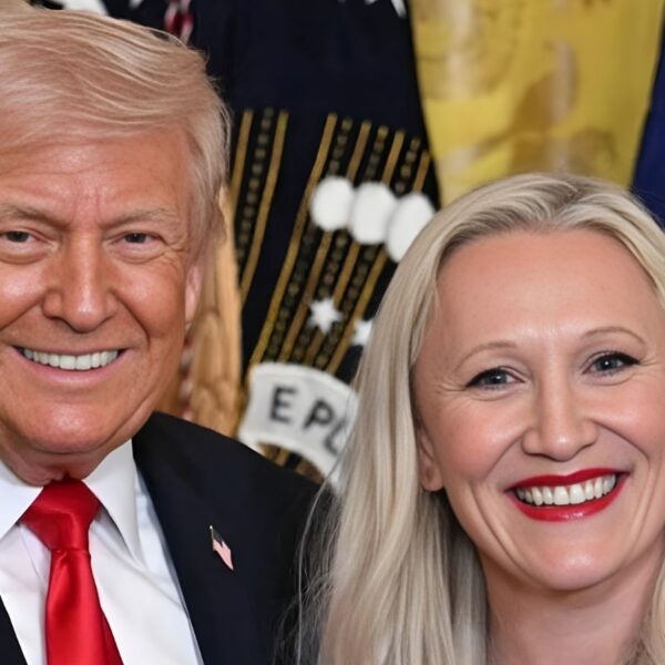 Six-Time Olympic Medalist Kaillie Humphries Presents Trump With Her Personal Order of Ikkos Medal. Fans Say It’s Well-Deserved