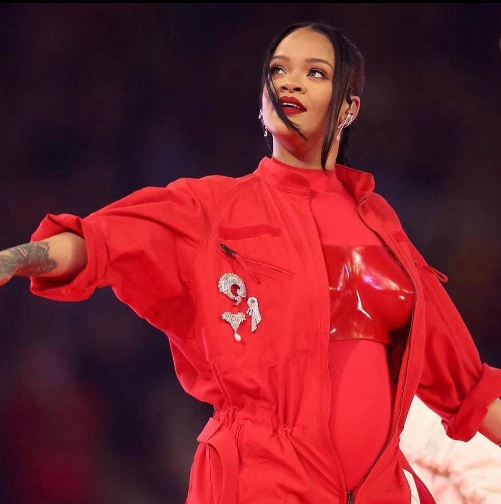 A Terrifying Afternoon for Rihanna Ends In An Arrest After Her LA Mansion Is Targeted By Gunfire 