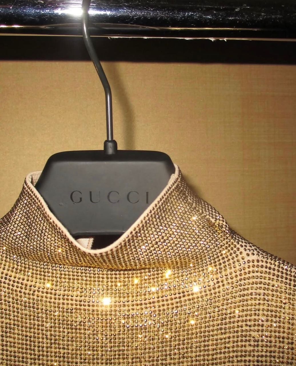 Kim Kardashian debuts icy blue contacts at Vanity Fair Oscars afterparty, looking almost unrecognizable