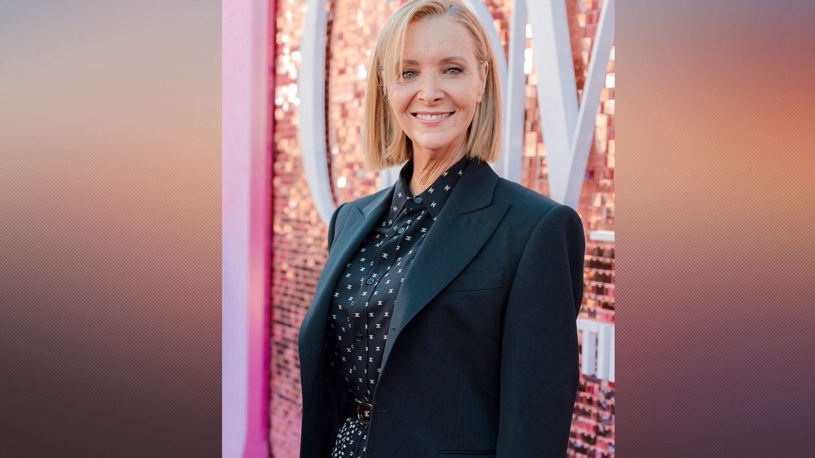 Beyond the ‘Sixth Friend’ Label: Why Lisa Kudrow Had to Build the Career Her Agency Couldn’t See