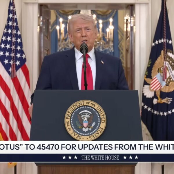 Trump Spent Years Attacking Obama Over ‘Pallets of Cash’ to Iran. He’s Now Reportedly Negotiating to Release $20 Billion to Tehran