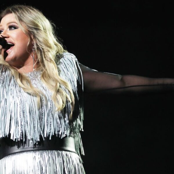 Kelly Clarkson