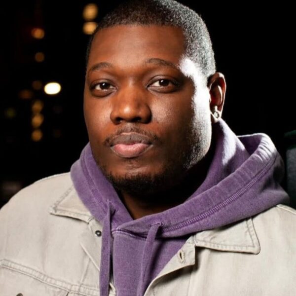 Michael Che Mocked the White Writers Behind Kevin Hart’s Roast