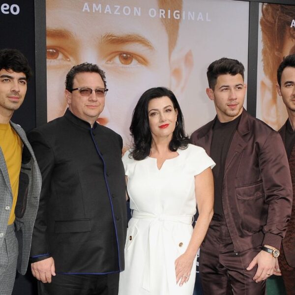 Jonas Family