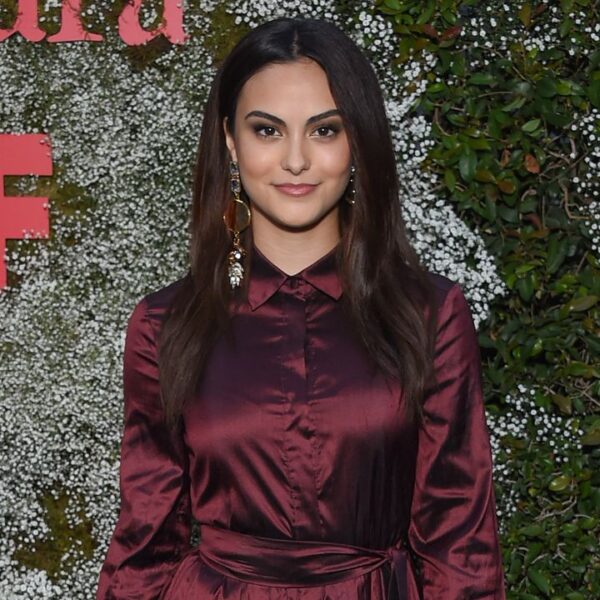 Camila Mendes