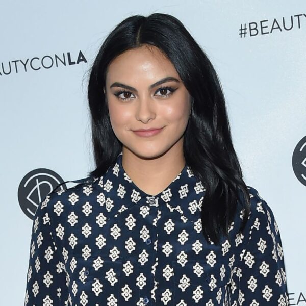 Camila Mendes