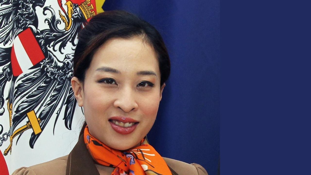 Bajrakitiyabha, Princess Rajasarini Siribajra