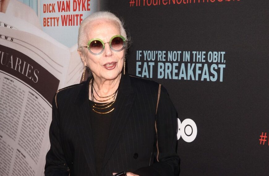 Barbara Bain