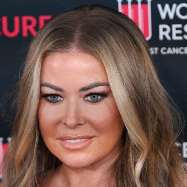 Carmen Electra red carpet 2026