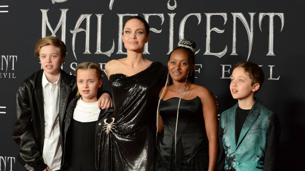 Angelina Jolie & children