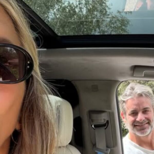 Jennifer Aniston and Jim Curtis.
