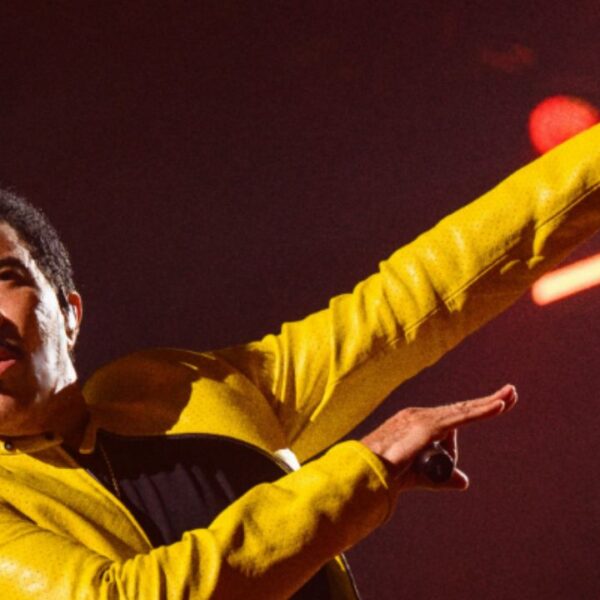 Lionel Richie Says He Is “Doing Well” After Dizzy Spell Forced Tour Changes