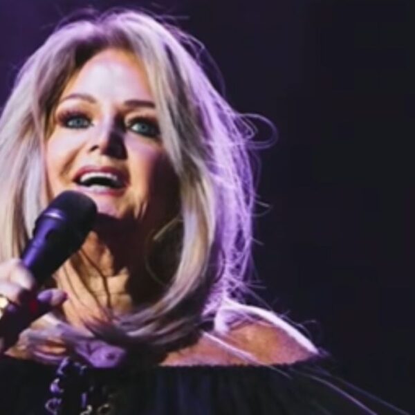 Bonnie Tyler, “Total Eclipse of the Heart” Singer With an Unmistakable Rock Voice, Dies at 75