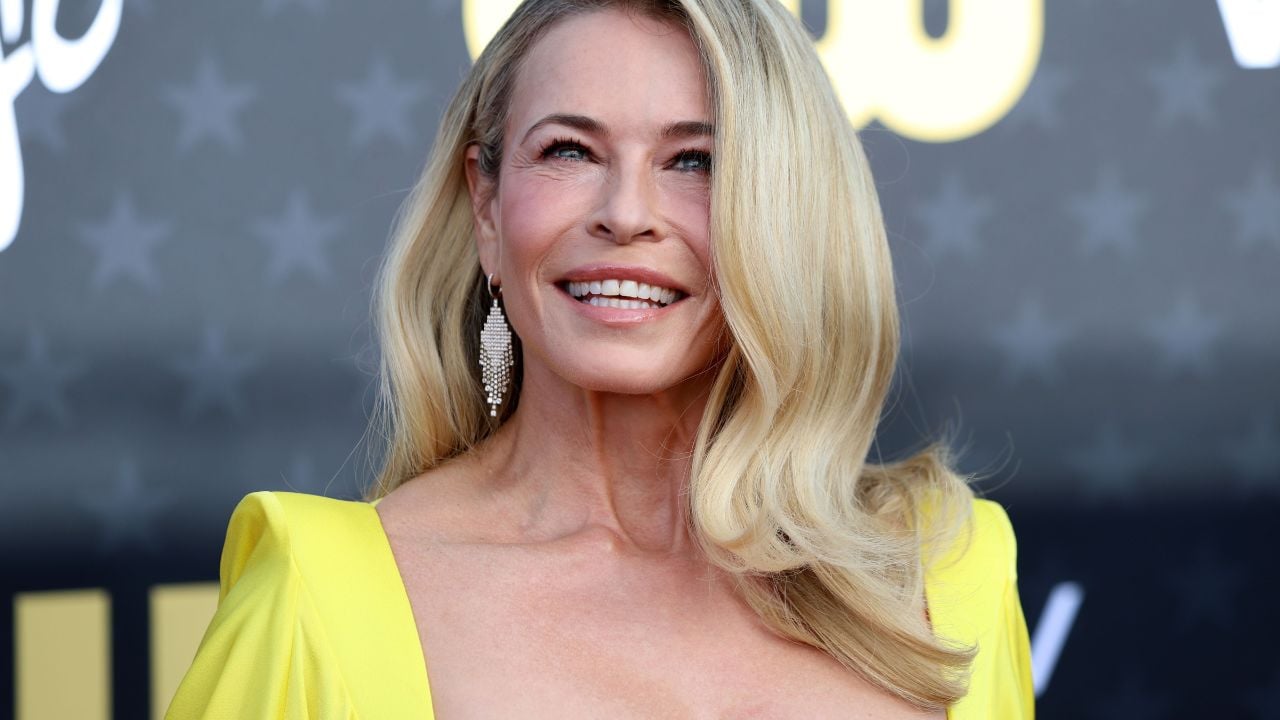 LOS ANGELES - JAN 14: Chelsea Handler at the 29th Annual Critics Choice Awards - Arrivals at the Barker Hanger on January 14, 2024 in Santa Monica, CA