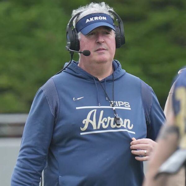 Akron Will Let a Fan Help Script Its Opening Drive, but Joe Moorhead Keeps Control