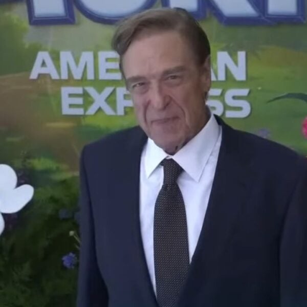 John Goodman’s Grocery Store Selfie Puts His 200-Pound Weight Loss Back in the Spotlight