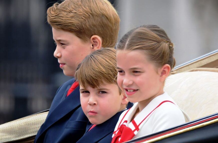 Westminster, London - June 17th 2023. Prince George, Princess Charlotte and Prince Louis travel back to Buckingham Palace following Trooping the Colour.