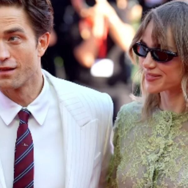 Robert Pattinson and Suki Waterhouse Share a Kiss as ‘Primetime’ Wins Over Venice