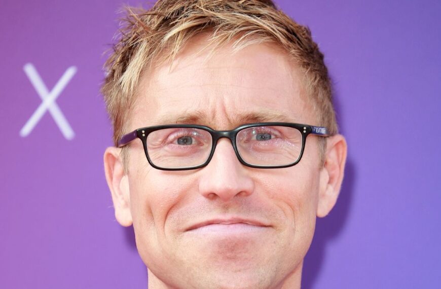 Russell Howard