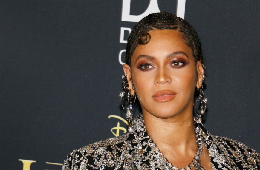Beyoncé Is Charging $948.01 for a Numbered Wooden Vinyl Box With No Records Inside