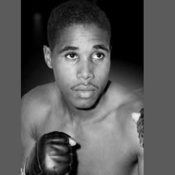 Hall of Fame Boxer Ismael Laguna Dies at 83, Leaving a Legacy That Inspired Roberto Durán