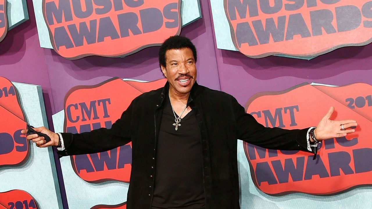 NASHVILLE, TN-JUNE 4: Recording artist Lionel Richie attends the 2014 CMT Music Awards at the Bridgestone Arena on June 4, 2014 in Nashville, Tennessee