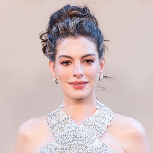 Anne Hathaway Says Her Doctor Told Her to Skip ‘Hot Ones’ Over Early Labor Concern