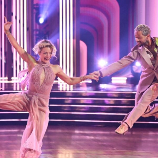 Pasha Pashkov Says Bloody ‘DWTS’ Injury ‘Looked a Lot Worse Than It Felt’