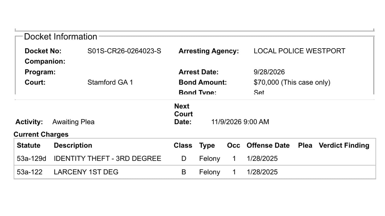 Connecticut Judicial Branch record listing John Hammonds' first-degree larceny and third-degree identity theft charges, $70,000 bond and Nov. 9 court date