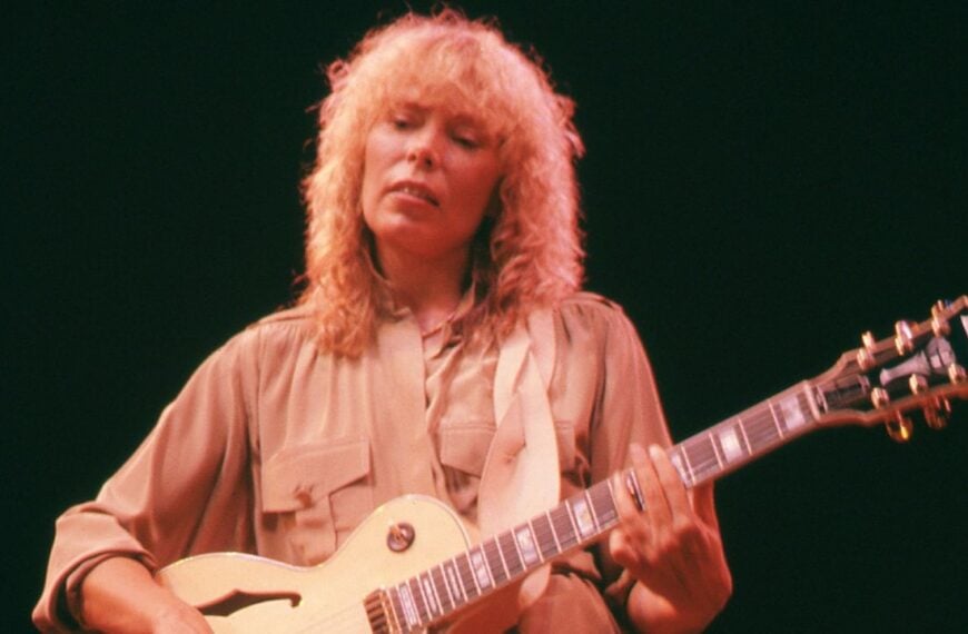 Joni Mitchell Turns Her Longtime Wish to Vote Into Reality After More Than Six Decades in America
