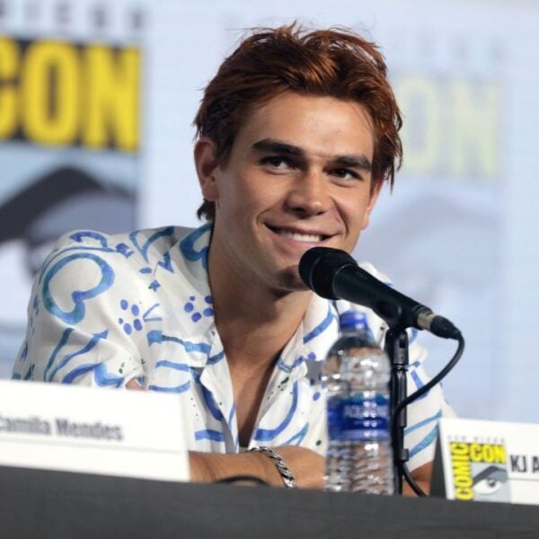 KJ Apa Says ‘It’s a Wonderful Life’ Actress Told Him He Looked ‘Nothing Like Jimmy Stewart’—Then Praised His Performance