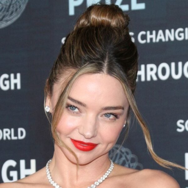 Miranda Kerr Returns to the Runway After Nearly a Decade at Stella McCartney’s Paris Show