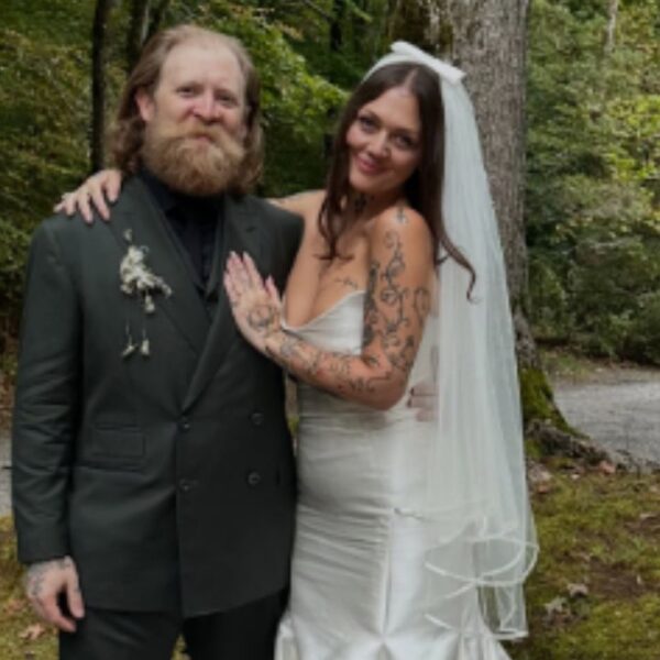 Elle King Marries Dan Tooker in Intimate Outdoor Wedding After Their Split and Reconciliation